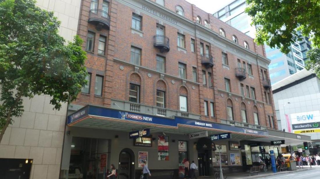 A Pousada Base Brisbane Embassy Exterior foto